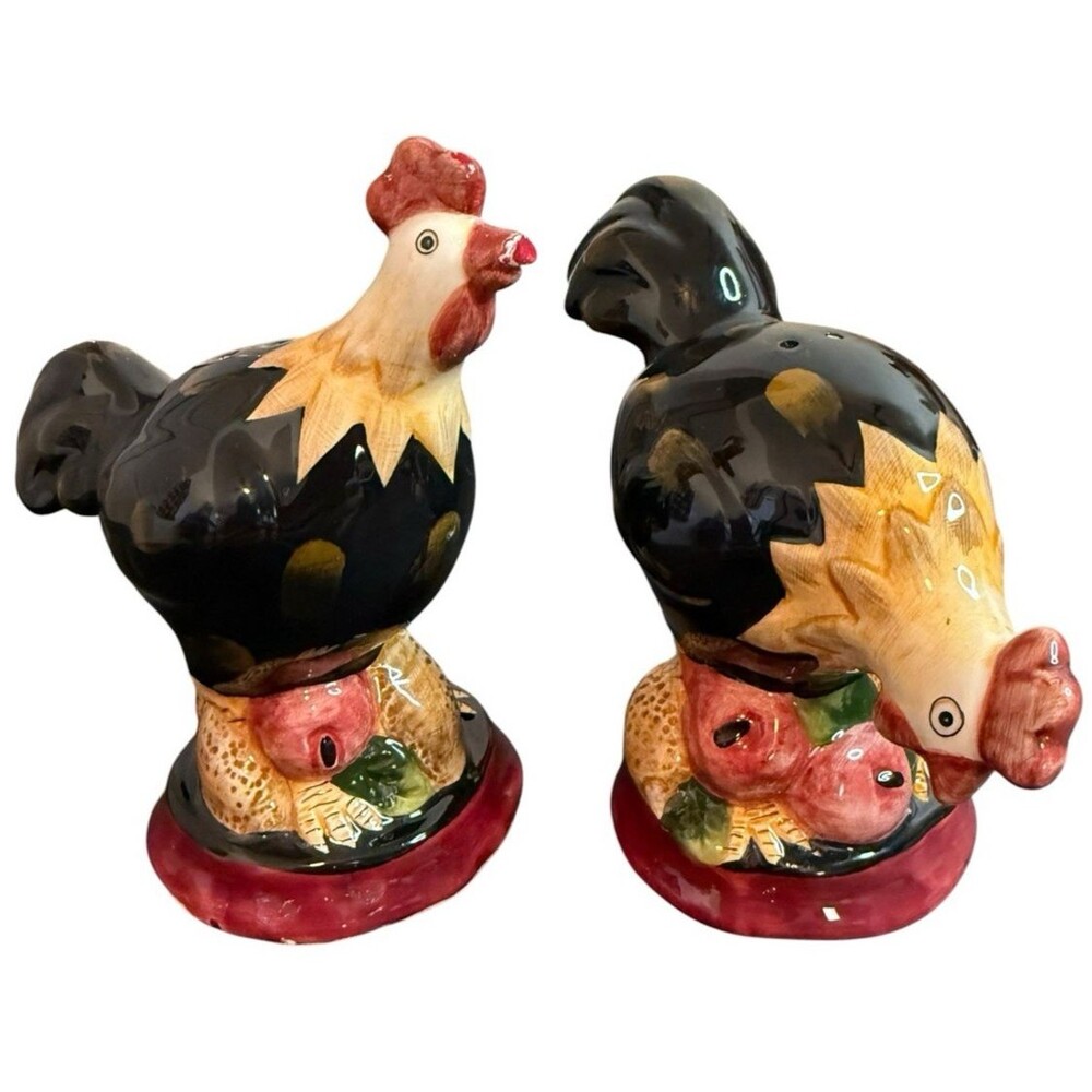 Cute Chicken Rooster Hen Salt & Pepper Shaker Set Black Red